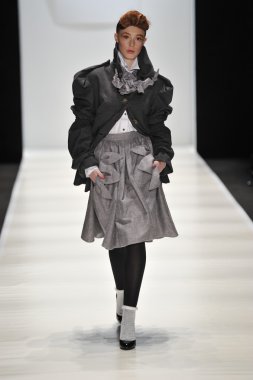 Moskova - 25 Mart: manken yez pist yegor zaitsev sonbahar kış 2012 sunu sırasında mbfw 25 Mart 2012, Moskova, Rusya Federasyonu için yürüyor