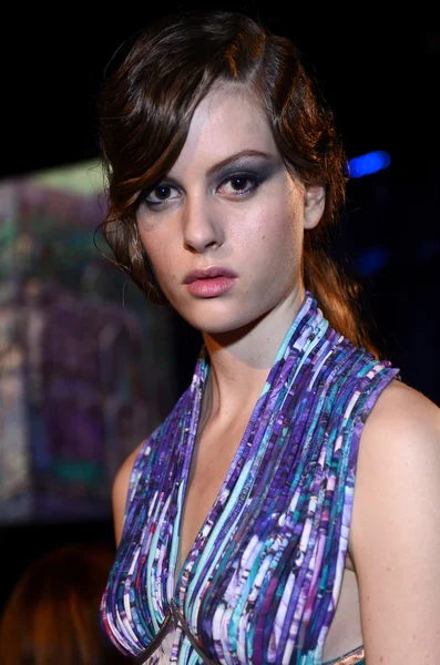 NEW YORK - FEBRUARY 10: Model poses at Katya Leonovich Fall Winter 2012 presentation at Box in Lincoln Center during New York Fashion Week on February 15, 2012 in New York — Stock Photo, Image