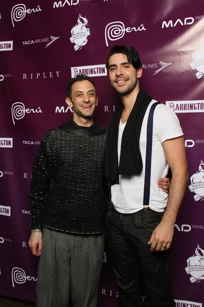 NUEVA YORK - 13 de febrero: Sergio Davila alfombra roja para la presentación de la colección Otoño Invierno 2012 en el Salón 48 durante la Semana de la Moda de Nueva York el 13 de febrero de 2012 en Nueva York — Foto de Stock