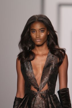 New york - 15 Şubat: j. için pist model yürür mendel düşmek 15 Şubat 2012 NYC new york moda haftasında lincoln Center'da kış 2012 tanıtım