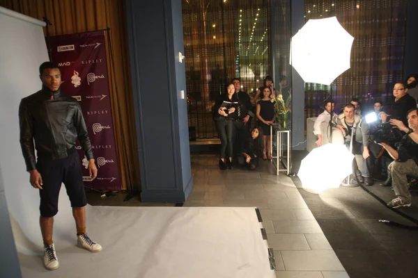 NEW YORK - FEBRUARY 13: Model poses for photographers at the Sergio Davila Fall Winter 2012 collection presentation at Lounge 48 during New York Fashion Week on February 13, 2012 in NY — Stock Photo, Image