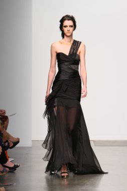 Pamela gonzales sunum pier 59 nolcha moda haftası 12 Eylül 2012 2013 ilkbahar yaz için new York'ta