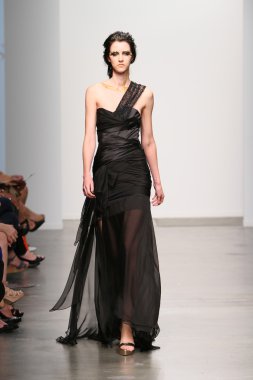 Pamela gonzales sunum pier 59 nolcha moda haftası 12 Eylül 2012 2013 ilkbahar yaz için new York'ta