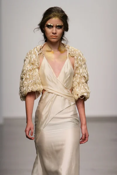 Pamela gonzales sunum pier 59 nolcha moda haftası 12 Eylül 2012 2013 ilkbahar yaz için new York'ta — Stok fotoğraf