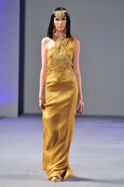 laureluxe 17 Eylül 2012 couture moda haftası sırasında 2013 ilkbahar yaz için new York'ta waldorf Astoria'da göster