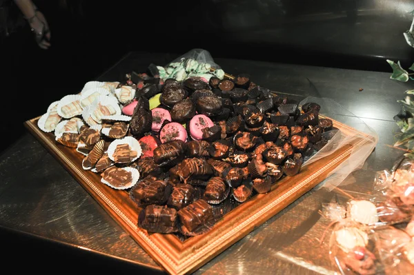 NEW YORK- SEPTEMBER 13: Chocolate cookies for the Raul Penaranda show at XL club for Spring Summer 2013 during NY Fashion Week on September 13, 2012 in New York City, NY — Stock Photo, Image