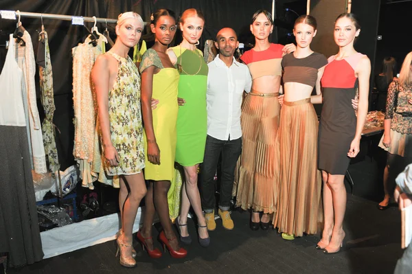 NEW YORK- SEPTEMBER 13: Designer and Models gets ready backstage at the Raul Penaranda show at XL club for Spring Summer 2013 during NY Fashion Week on September 13, 2012 in New York — Stock Photo, Image