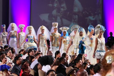 Evgenia luzhina-salazar couture moda haftası 16 Eylül 2012 NY 2013 ilkbahar yaz için waldorf Astoria'da göster