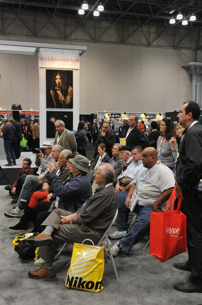 NEW YORK - OCTOBER 26: attending the PDN PhotoPlus Expo is the largest photography show in North America, was held at the Jacob K Javits Convention Center on New York — Stock Photo, Image