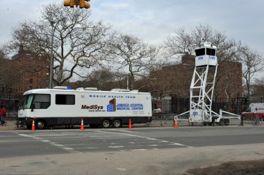 Queens, ny - 11 Kasım: nypd komuta merkezi otopark kasırga kumlu queens, new york, ABD, 11 Kasım 2012 tarihinde gelen darbe sonrası rockaway Beach.