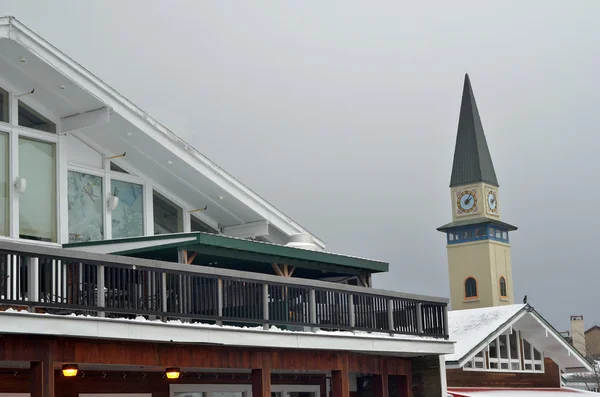 Widok ośrodka narciarskiego stratton złożyć i stratton, vermont — Zdjęcie stockowe