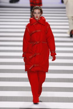 Jean-charles de castelbajac paris moda haftası