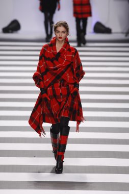 Jean-charles de castelbajac paris moda haftası