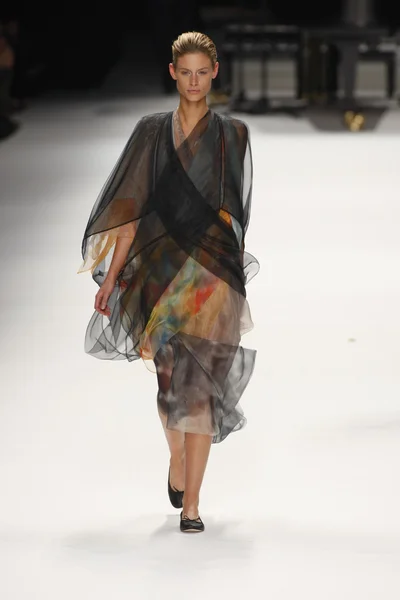 Issey miyake - paris modevecka — Stockfoto