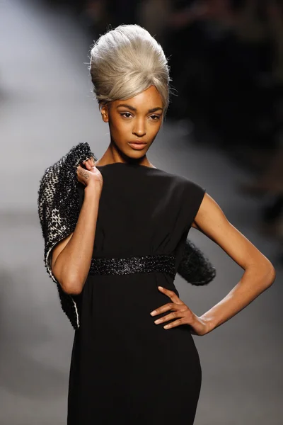 PARIS, FRANCE - MARCH 05: A model walks the runway at the Jean Paul Gaultier fashion show during Paris Fashion Week on March 5, 2011 in Paris, France. — Stock Photo, Image