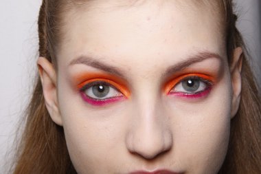 Paris, Fransa - Mart 07: manken kuliste 7 Mart 2011 de paris, Fransa paris moda haftası sırasında sonbahar kış 2011 2012 gösteri giymeye hazır comuun sırasında hazırlanıyor