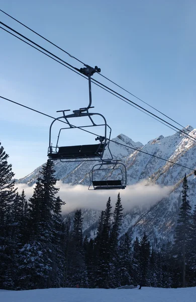 유타, 미국에서에서 피한 객 스키장에서 산 경치 — 스톡 사진
