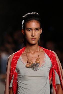 New york, ny - Eylül 05: model Daire 4 köşe pist yürür