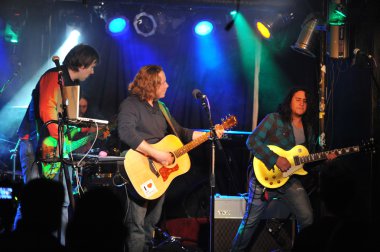 New york-27 Şubat: müzik grubu mobius altında sahneye webster Hall Rus rock Festivali sırasında 27 Şubat 2013 yılında nyc üzerinde gerçekleştirir