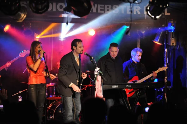 NEW YORK- FEBRUARY 27: Music group Inside Pocket performs on stage during Russian Rock Festival at Webster Hall on February 27, 2013 in NYC — Stock Photo, Image