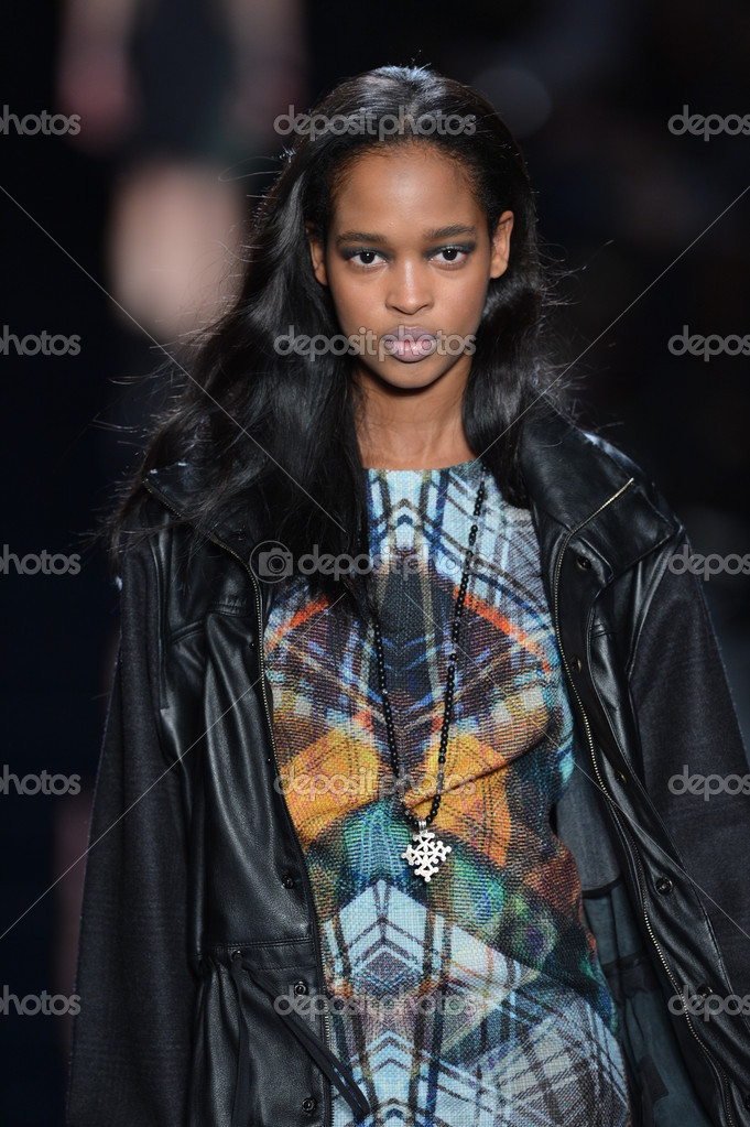 NEW YORK - FEBRUARY 11: A Model Walks The Runway At The Donna Karan Fall  Winter 2013 Collection During Mercedes-Benz Fashion Week On February 11,  2013 In New York City. Stock Photo