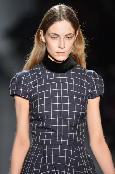 NEW YORK - FEBRUARY 07: A model walks the runway at the Timo Weiland Fall Winter 2013 Women's Collection during Mercedes-Benz Fashion Week on February 7, 2013 in New York City — Stock Photo, Image