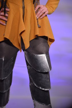 New york - 17 Şubat: kristin costa moda pist yürüyüş modeli couture moda haftası 15 Şubat 2013 tarihinde new York'ta new yorker hotel göster