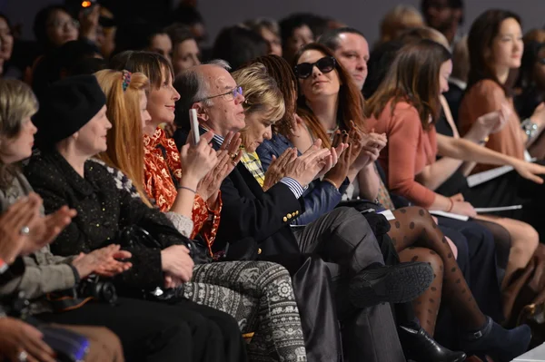 NEW YORK - FEBRUARY 15: in front raw at the runway during Catalin Botezatu fashion show at The New Yorker Hotel during Couture Fashion Week on February 15, 2013 in New York City — Stock Photo, Image