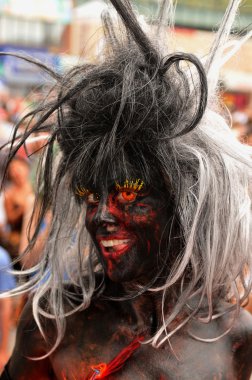 New york - 18 Haziran: tanımlanamayan bir katılımcı 18 Haziran 2011 tarihinde new York'ta Brooklyn coney Island mermaid parade katılır