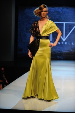 Los angeles - 12 Mart: bir model yürüyüş pist michael costello gösteri proje ethos moda olay sırasında kulüp avalon üzerinde 12 Mart 2013 yılında los angeles, ca