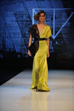 Los angeles - 12 Mart: bir model yürüyüş pist michael costello gösteri proje ethos moda olay sırasında kulüp avalon üzerinde 12 Mart 2013 yılında los angeles, ca