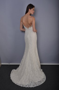 New york - 22 Nisan: bir model anne mavna gelin sunu için pier 92, ny Gelin Moda Haftası 22 Nisan 2013 tarihinde new York'ta poz