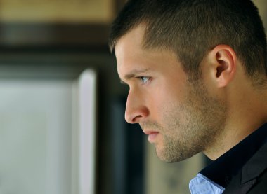 En iyi erkek oyuncu baş shot aksiyon film karakteri gösterilen