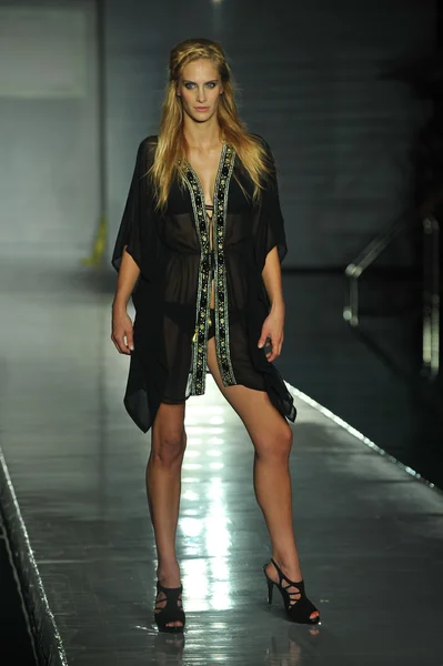 Model walks runway at the Kareenas Collection for 2013 during Mercedes-Benz Swim Fashion Week — Stock Photo, Image