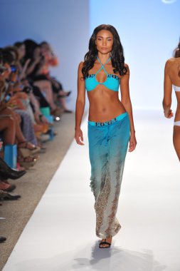 Bahar, yaz 2014 sauvage koleksiyonu