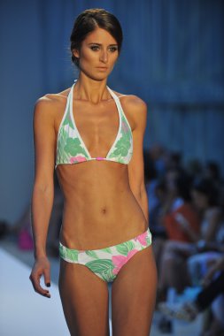 modeli pist yürür poco pano koleksiyonu