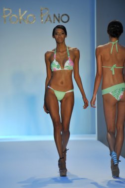 modeli pist yürür poco pano koleksiyonu