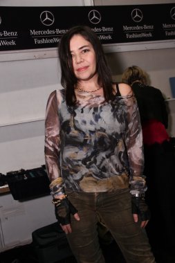 Tasarımcı katya leonovich