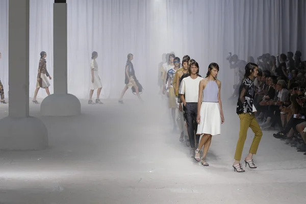 Models walk the runway finale at Phillip Lim show — Stock Photo, Image