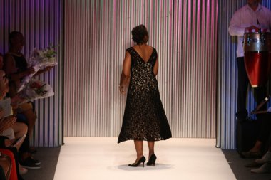 Tasarımcı tracy reese