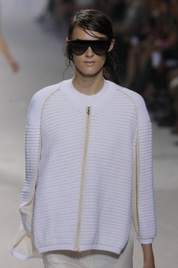 phillip lim gösteri pist model yürür