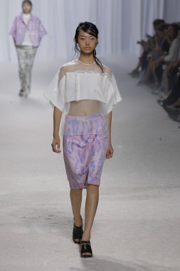 phillip lim gösteri pist model yürür
