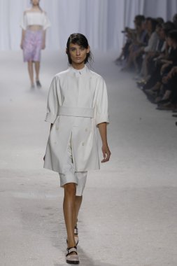 phillip lim gösteri pist model yürür