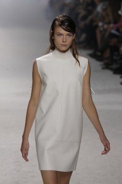 phillip lim gösteri pist model yürür