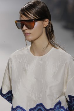 phillip lim gösteri pist model yürür