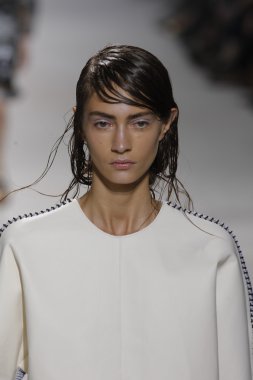 phillip lim gösteri pist model yürür