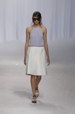 phillip lim gösteri pist model yürür