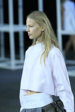 alexander wang Show'da model