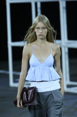 alexander wang Show'da model