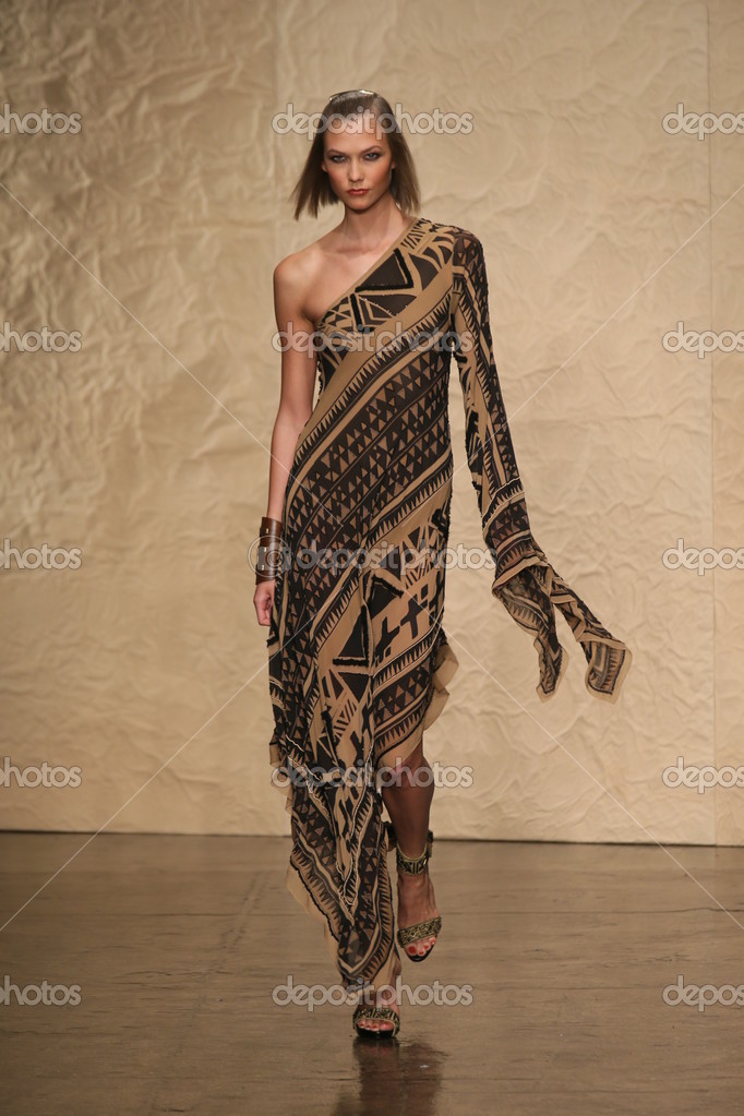 Donna Karan Fashion collection Spring 2014